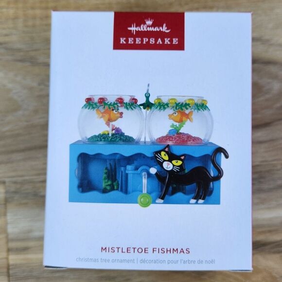 🔥NIB Hallmark "Mistletoe Fishmas" Keepsake Ornament - Picture 5 of 11